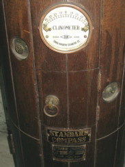 木製スタンドコンパス